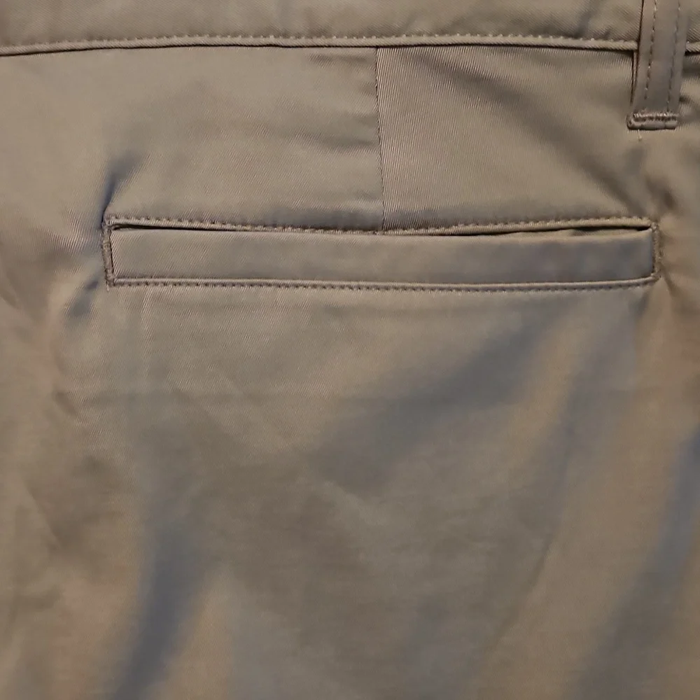 Falls Creek Performance Gray Poly Spandex Athletic Mens Golf Shorts Sz 42
